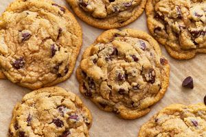Soft GF Chocolate Chip Cookies (Chewy Centers)