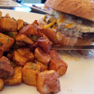Federal Bar and Grill