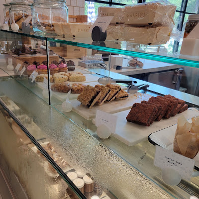 Maaribu Cafe + Gifts
