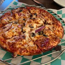 Spinato's Pizzeria and Family Kitchen