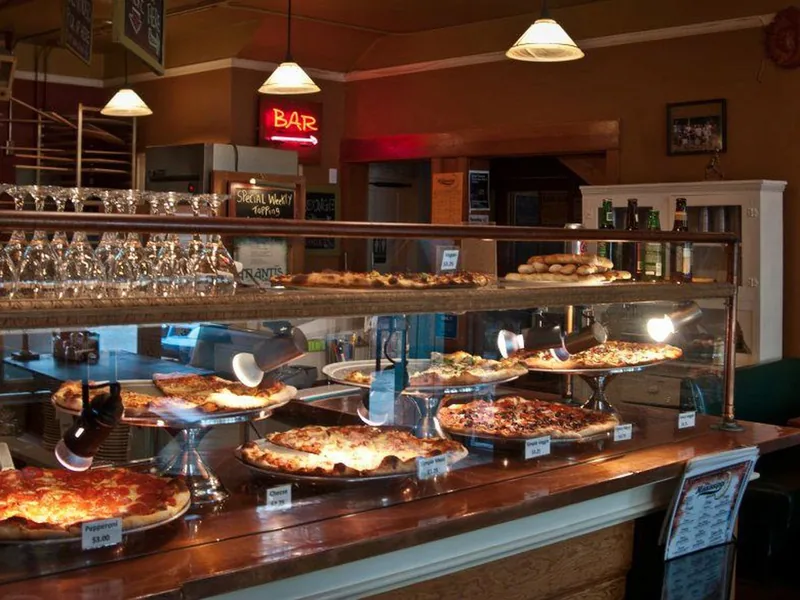 The Mississippi Pizza Pub